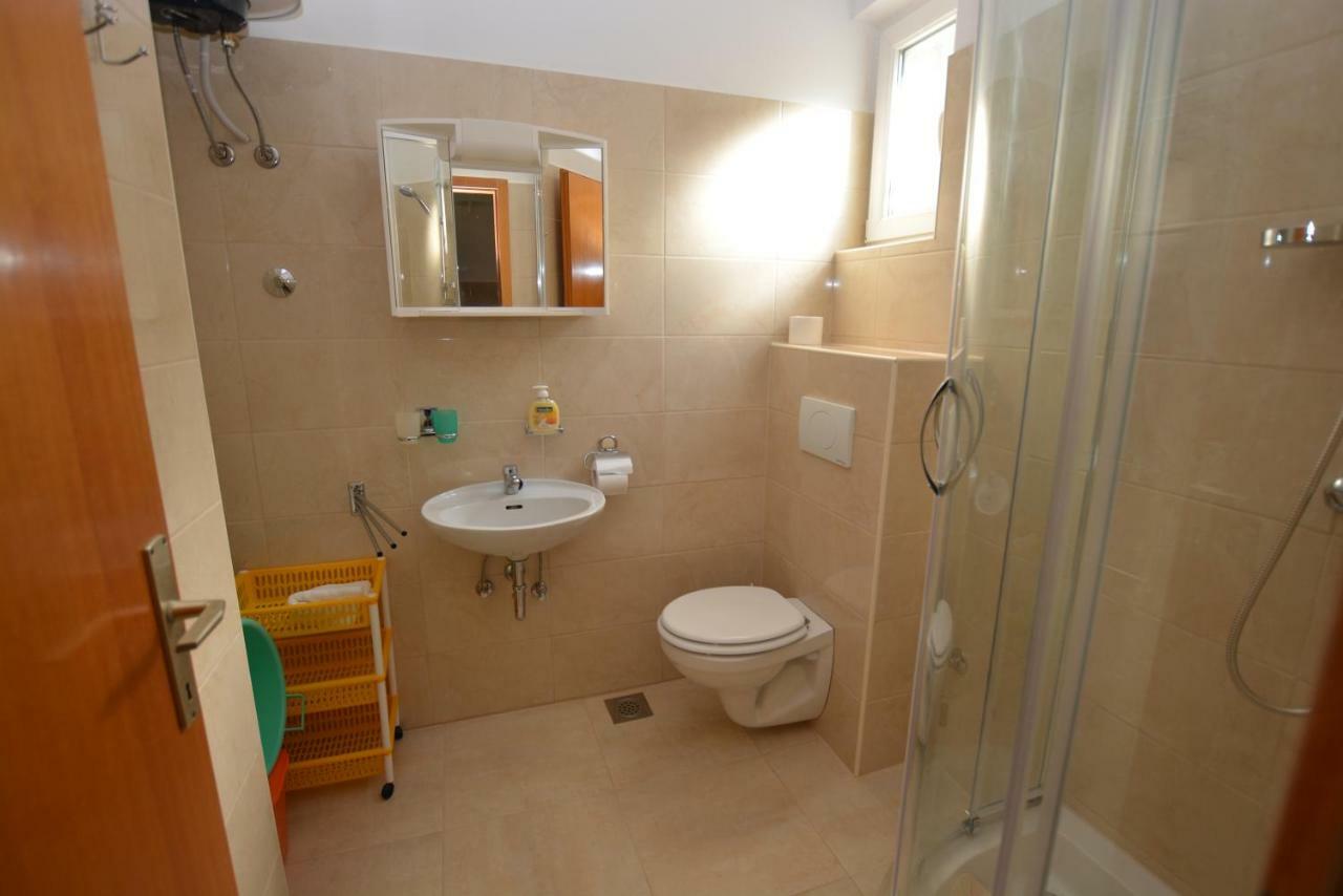 Apartment Nadica Punat Exterior foto