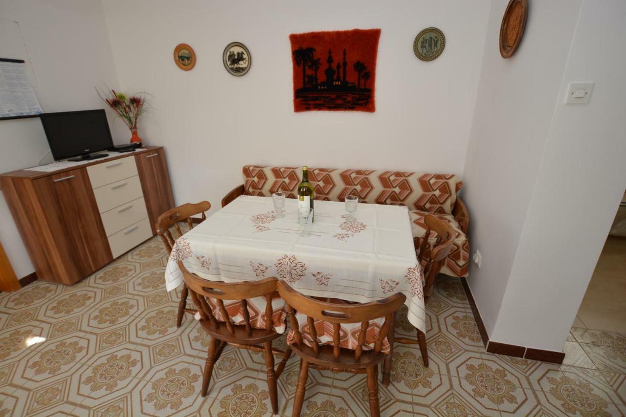 Apartment Nadica Punat Exterior foto