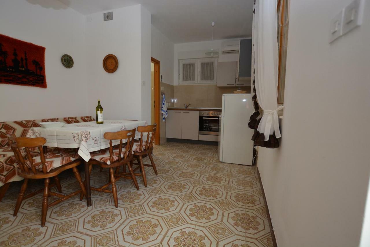 Apartment Nadica Punat Exterior foto